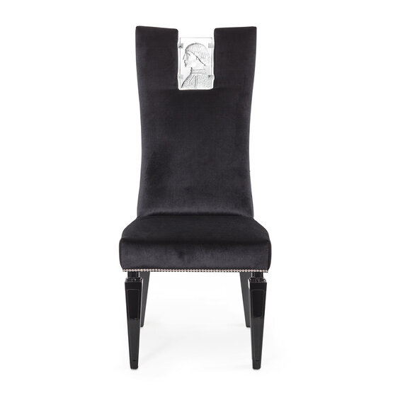 Nunzio chair, Dèco Handcrafted Chair Signature Cameo and Soft Velvet
