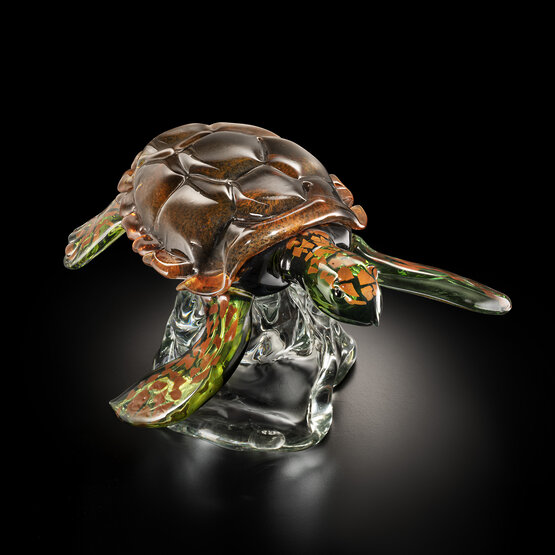 Turtle, Amber turtle on a crystal base
