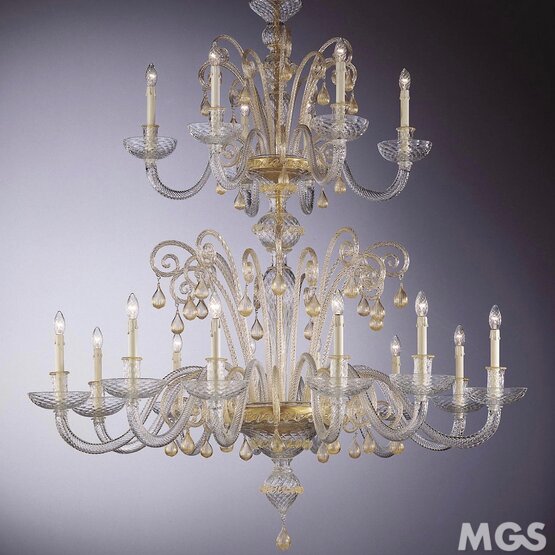 Biennale Chandelier, Crystal chandelier with gold decoration