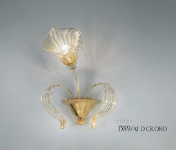 Crystal sconce at one light with 24k gold decoration