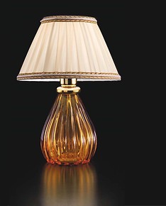 Table lamp with amber decoration
