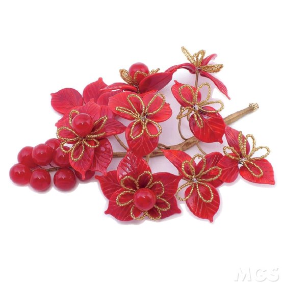 Branch with leaves and berries, Table decorations in red color
