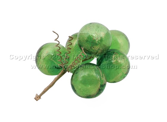 Bunch of grapes, Bunch of grapes