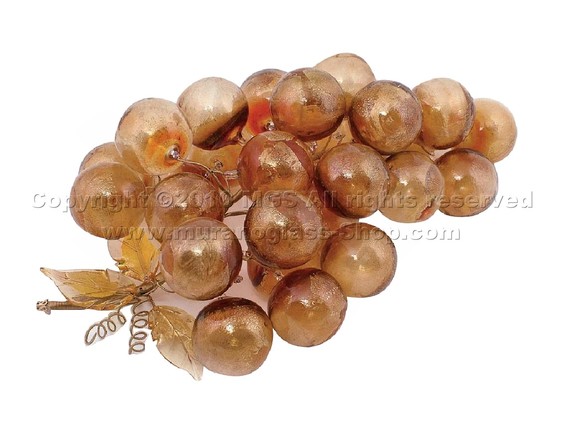 Giant Bunch of grapes, Blown giant grape bunch