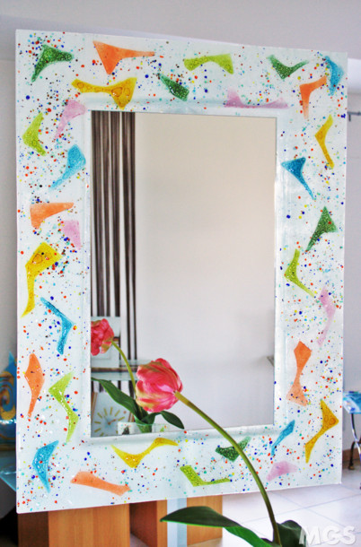 Coloured mirror, Modern mirror in white color with colored tiles