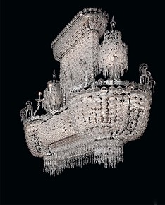 Spectacular scenographic chandelier