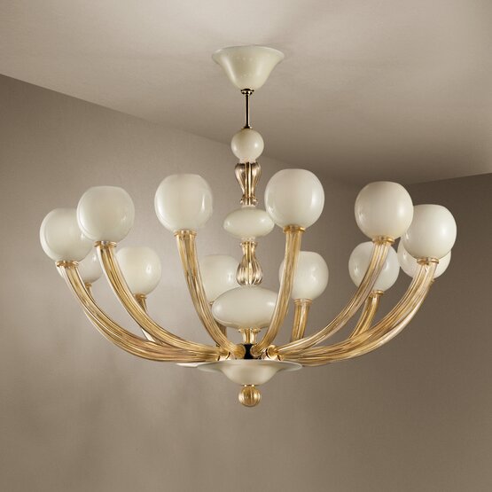 Gritti Chandelier, White and Crystal Gritti chandelier