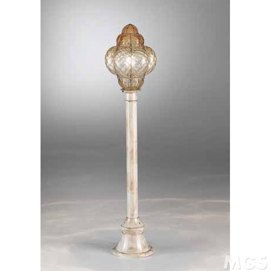Lamppost, Outdoor lamp post with crystal lantern