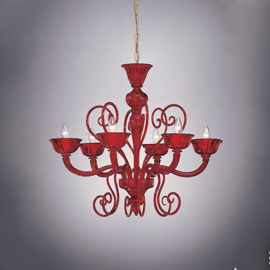 New York Brilliance, Red chandelier at six lights