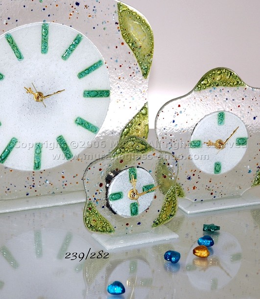 Flower watch, Glass watch - flower type