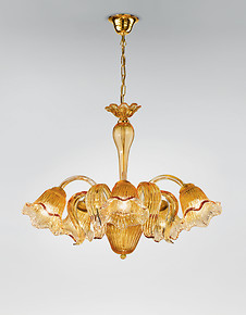 Three lights chandelier in amber color