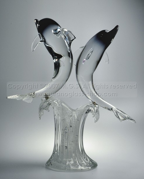 Dolfins, Two dolphins on wave base
